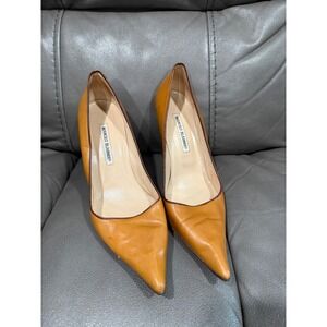 Manolo Blahnik Tan Leather Pointed Toe Pumps ES646 Stiletto Heels Size 40.5